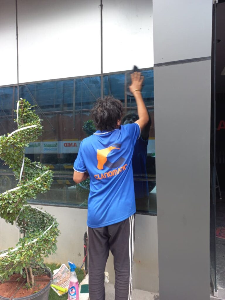 office glass cleaning services